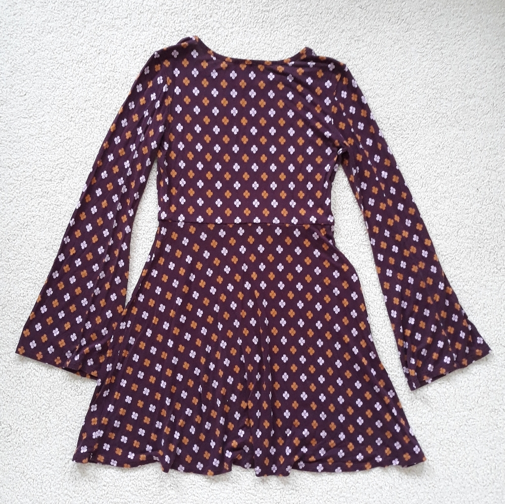 Forever 21 Bell Sleeve Floral Dress - Picture 3 of 5
